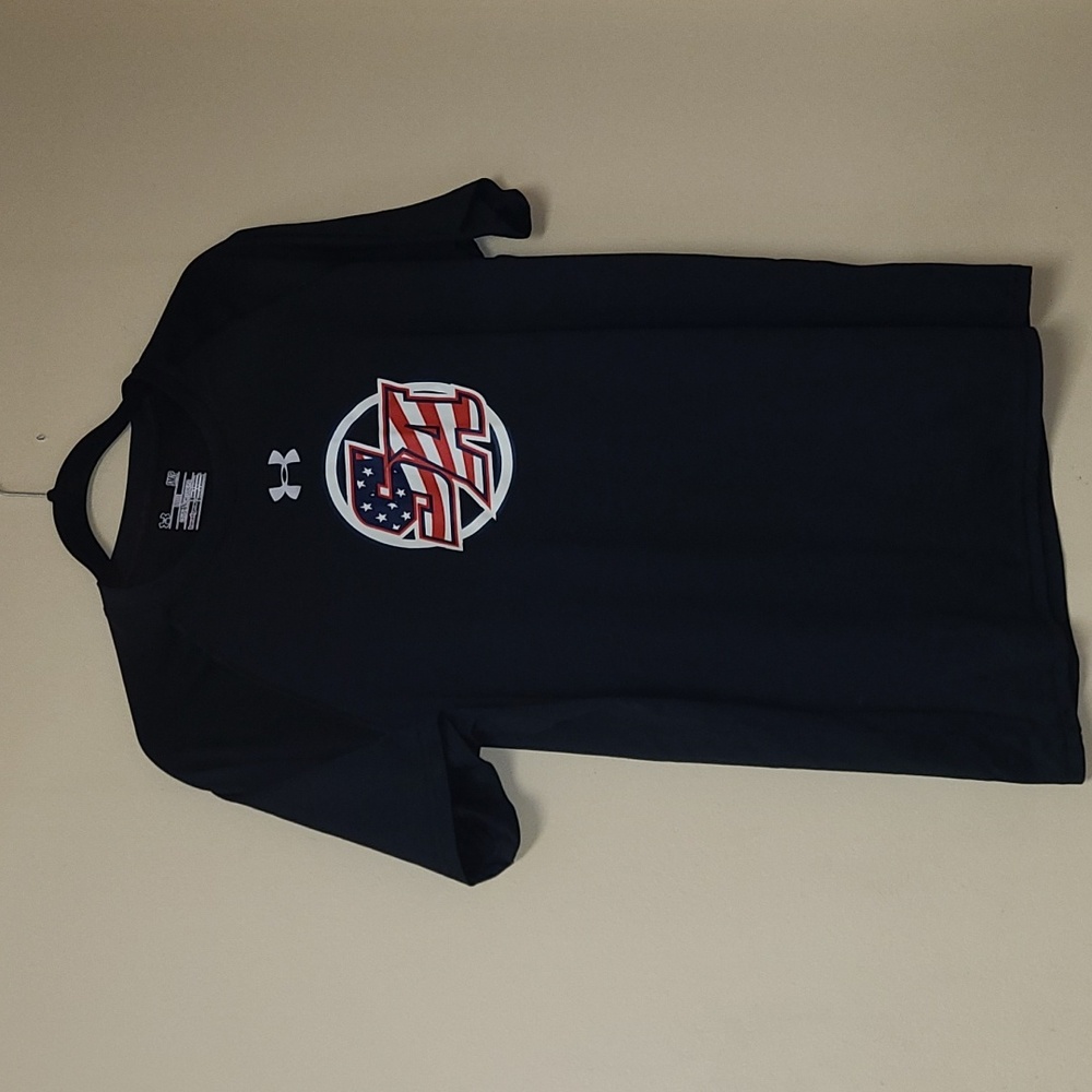 Under Armour Heat Gear T w/ St. Anthony's    patriotic graphic, Men's Small